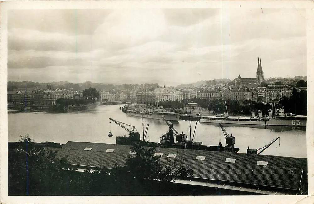Vista do porto de Bordeaux — editor Les Éditions de la Paix, número de série não visível - Frente