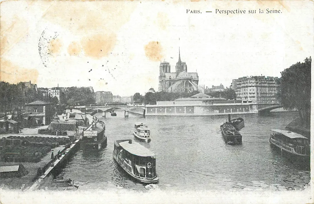 Paris — Perspectiva sobre a Sena — vista da Catedral de Notre-Dame - Frente
