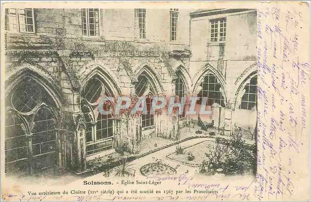 Soissons — Kirche Saint-Léger — Äußere Ansicht des Klausurhofes (14. Jahrhundert), der 1567 von den Protestanten zerstört wurde - Vorderseite