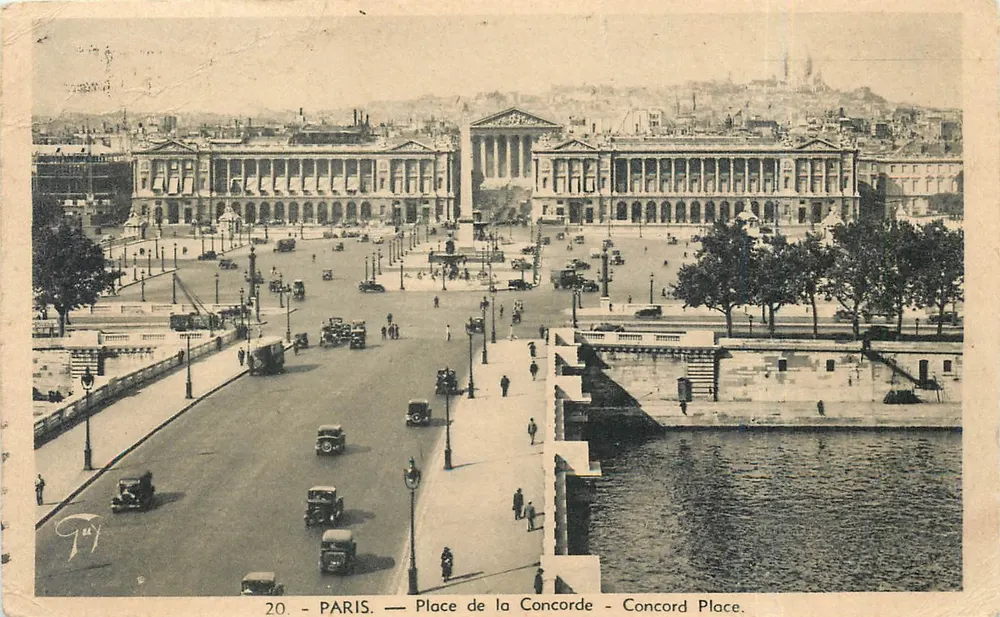 Paris — Place de la Concorde — Editor Le Musée du Louvre - Frente