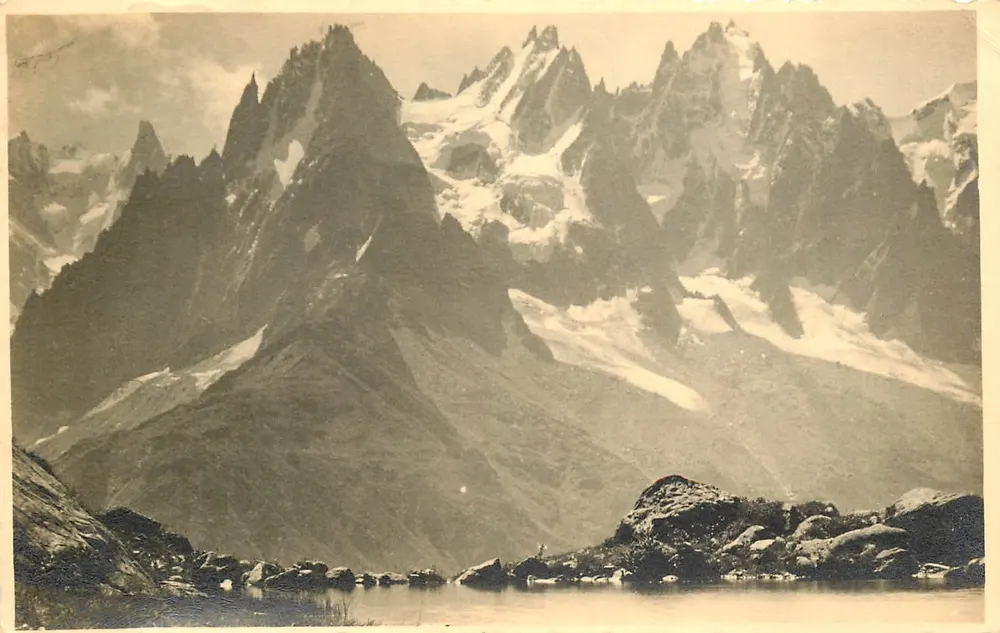Monte Branco — Visão das Aigliffes — Fotografia Verdadeira - Frente