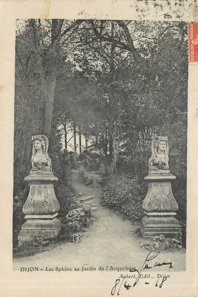 Dijon - Os Esfinges no Jardim da Arquebuse — Aubert, Edit., Dijon - Frente
