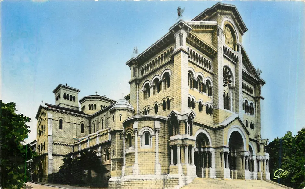 मोनाको के धर्मशाला — एडिटर कैप, संख्या 1675 - आगे