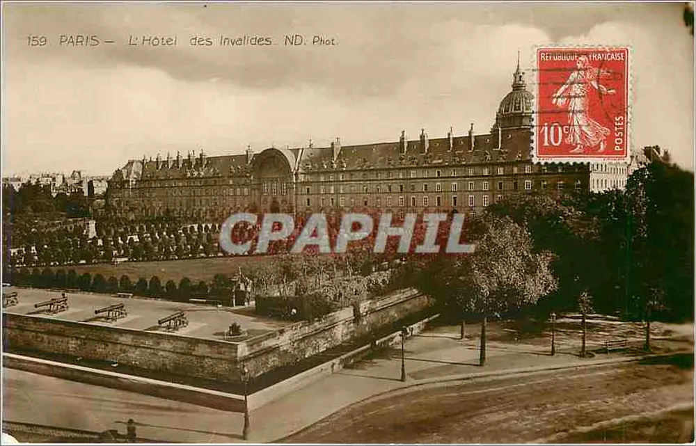 Parijs — Het Hotel des Invalides — ND. Fot. — N° 159 - Voorkant
