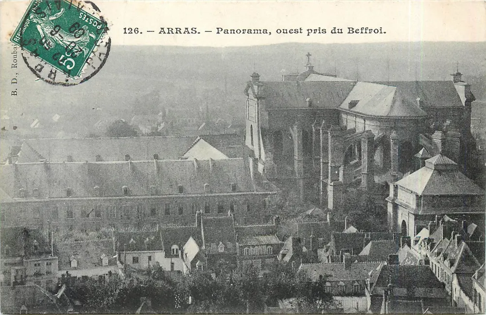 Arras — Panorama, vista ocidental do Campanário — B. D. Rouhaud, n° 126 - Frente
