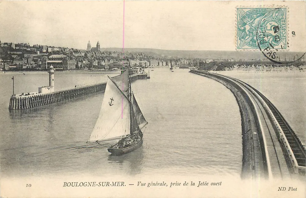BOULOGNE-SUR-MER — Allgemeiner Blick, aufgenommen vom Westpier — ND Phot - Vorderseite