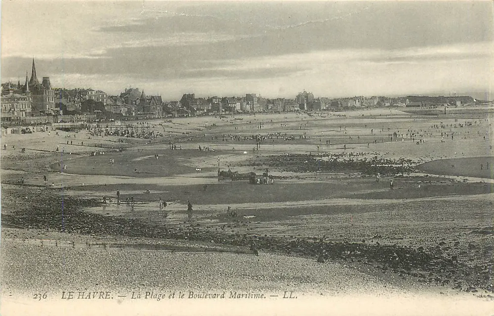 Le Havre — La Plage et le Boulevard Maritime — LL. — N° 236 - Recto