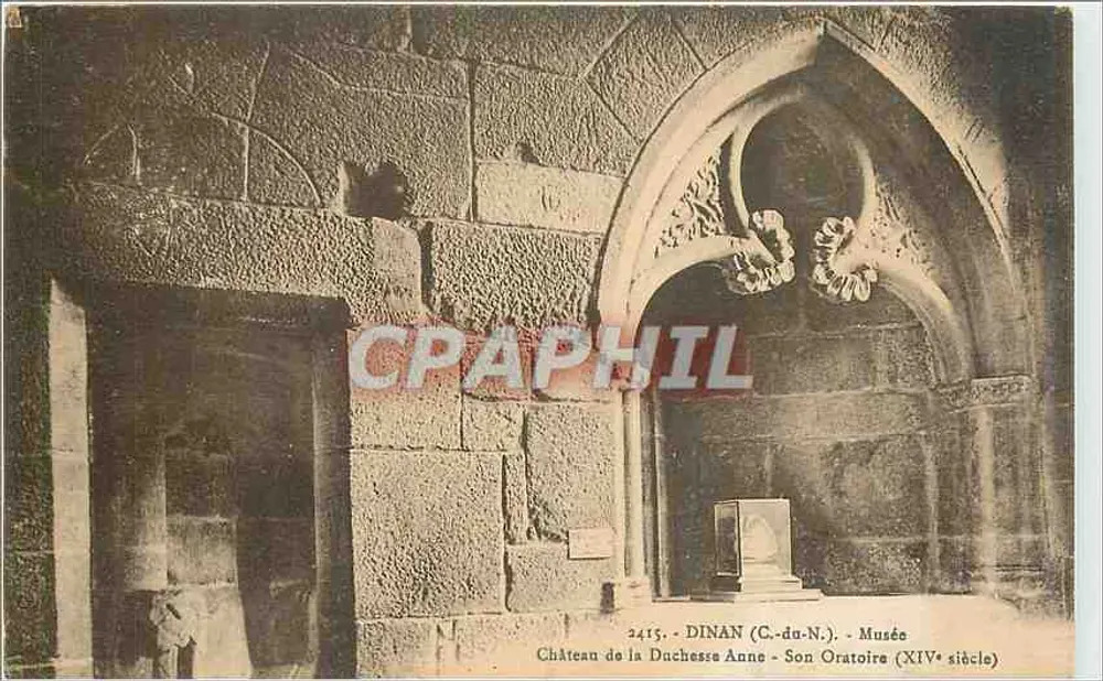Schloss der Herzogin Anne - Ihr Oratorium (14. Jahrhundert) — Dinan (C.-du-N.) - Vorderseite