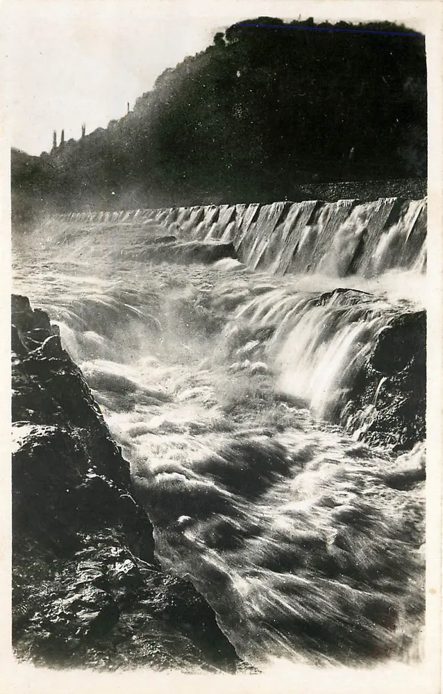 A perda do Rio Rhône em BELLEGARDE (Ain) — As grandes águas — L. MICHAUX (depositado) - Frente