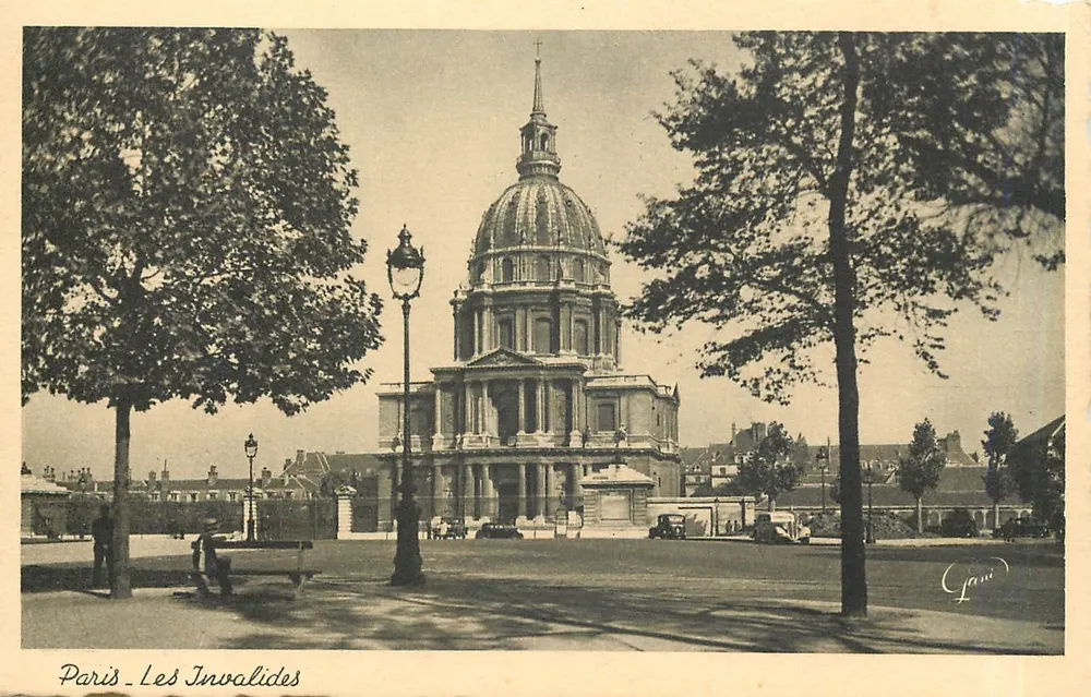 Paris - Les Invalides — vista do dômer — editor Gann - Frente