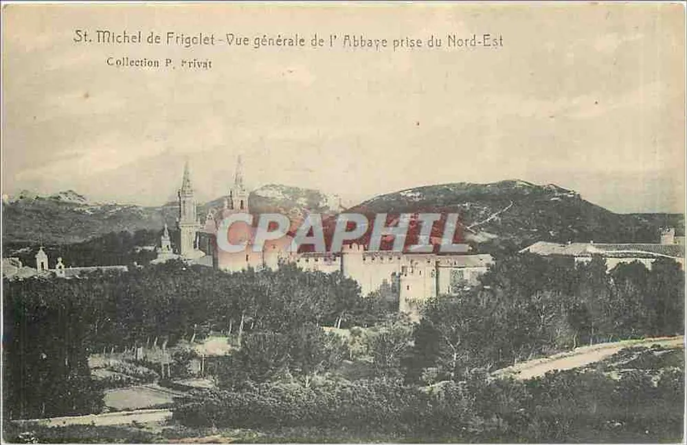 St. Michel de Frigolet — Vista geral da Abadia tirada do Nordeste — Coleção P. Privat - Frente