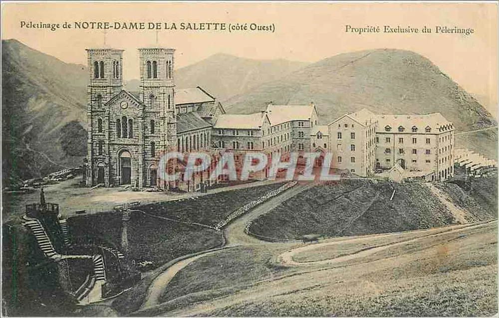 Peregrinação de Nossa Senhora de La Salette (lado Oeste) — Propriedade Exclusiva da Peregrinação - Frente