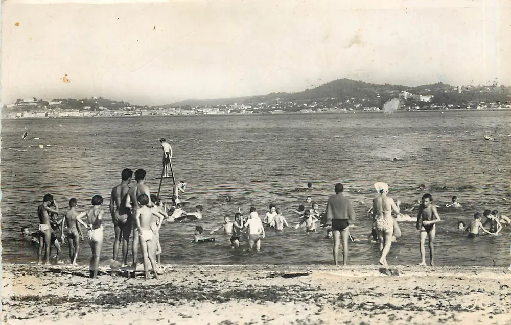 Banho em Saint-Tropez — Costa do Azul — editor ABEL, n°2933 - Frente