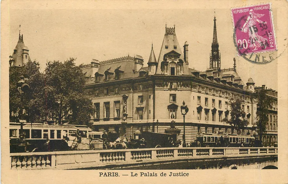 PARIS — O Palácio de Justiça — Editor não visível, número de série não legível - Frente