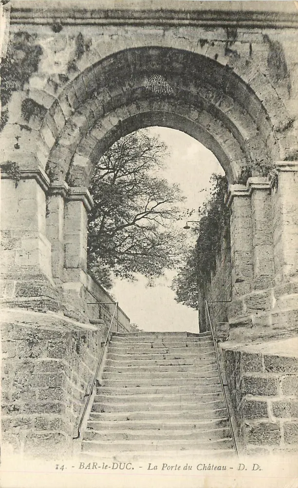 BAR-le-DUC - Portal zamku - D. D. - Awers