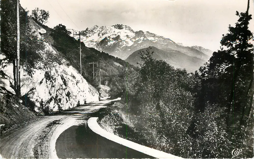 Die Straße von Fond de France — Allevard-les-Bains — Cap - Vorderseite
