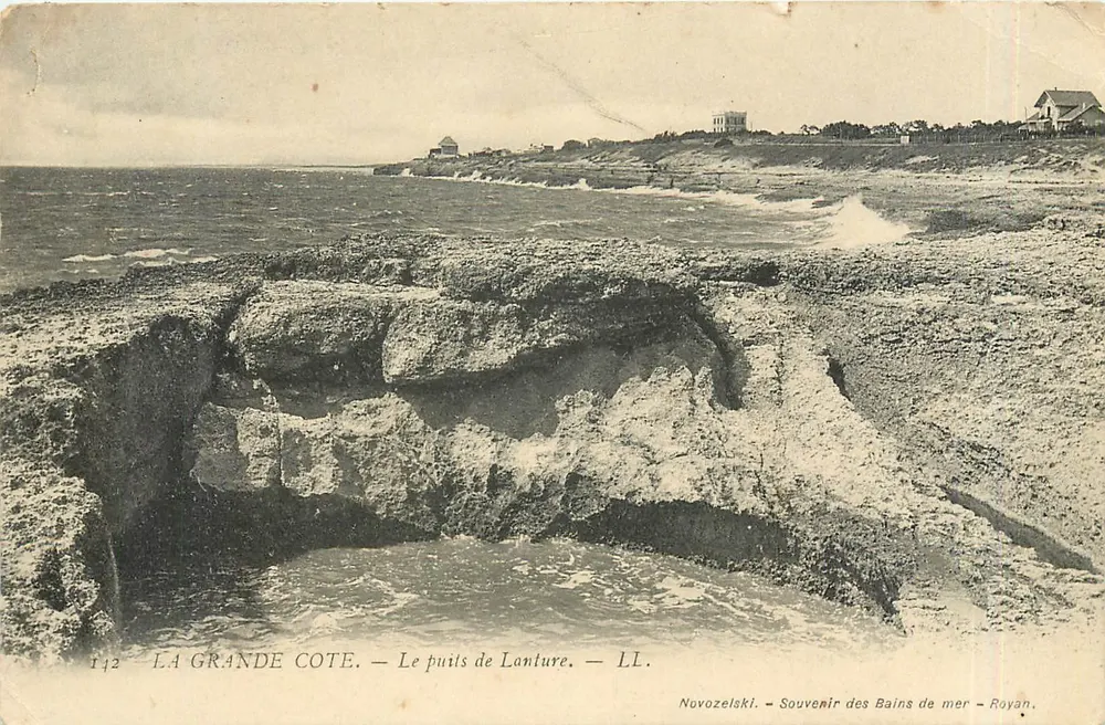 La Grande Côte — The Lanture Well — Novozelski — Souvenir of the Seaside Baths — Royan - Front