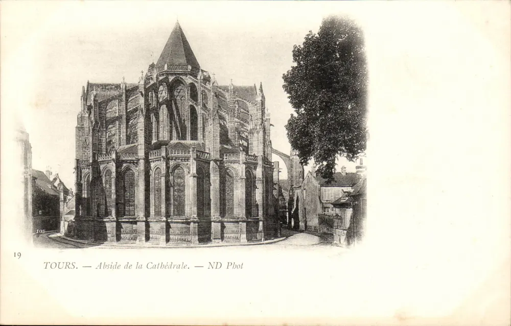 Tours — Abside da Catedral — ND Phot - Frente