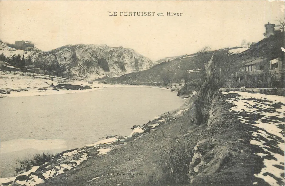 O Pertuiset no inverno — Editor: L. Garraud, Fermigny - Frente
