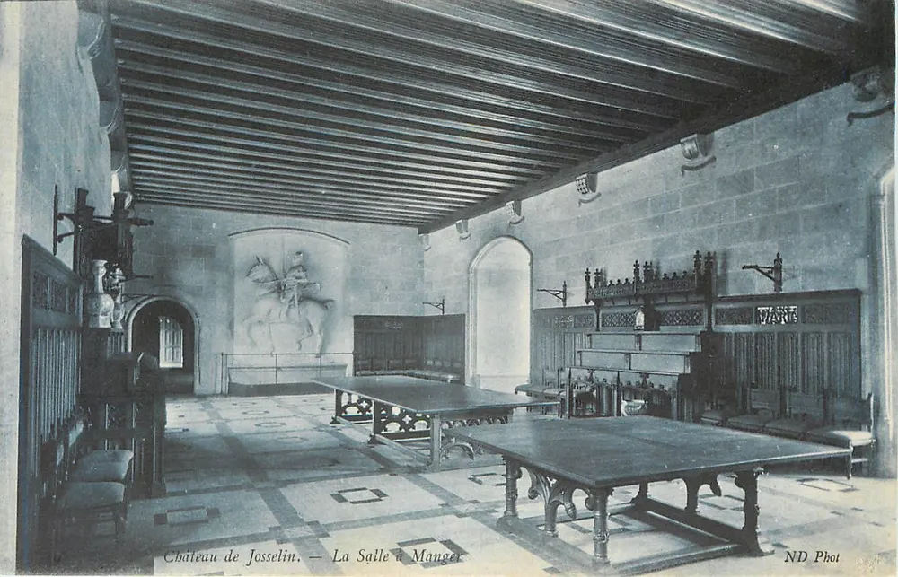 Castelo de Josselin — A Sala de Jantar — ND Phot - Frente