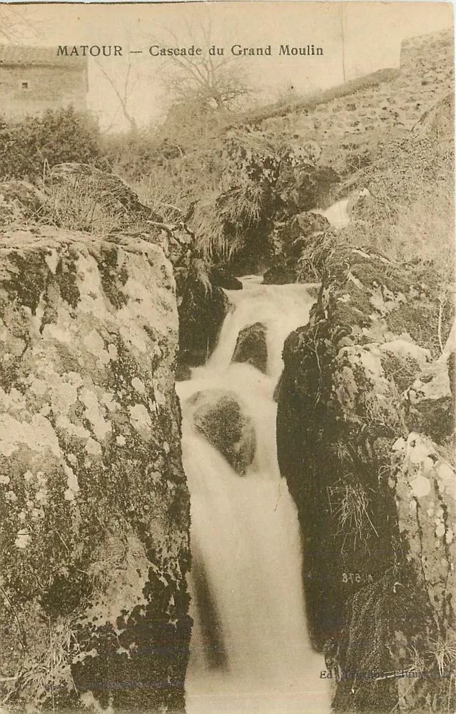 Matour — Cachoeira do Grande Moinho — Edições Chammes, n° 878 - Frente
