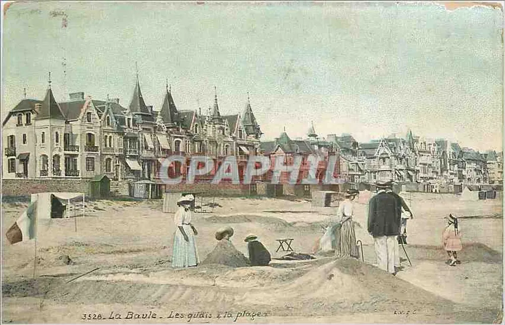 La Baule — I moli sulla spiaggia — Editore L. V. P. C. n° 3528 - Recto