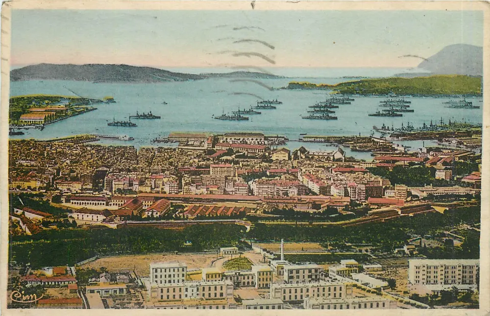 Toulon-sur-Mer — Vista geral — Fot. M. Macon - Frente
