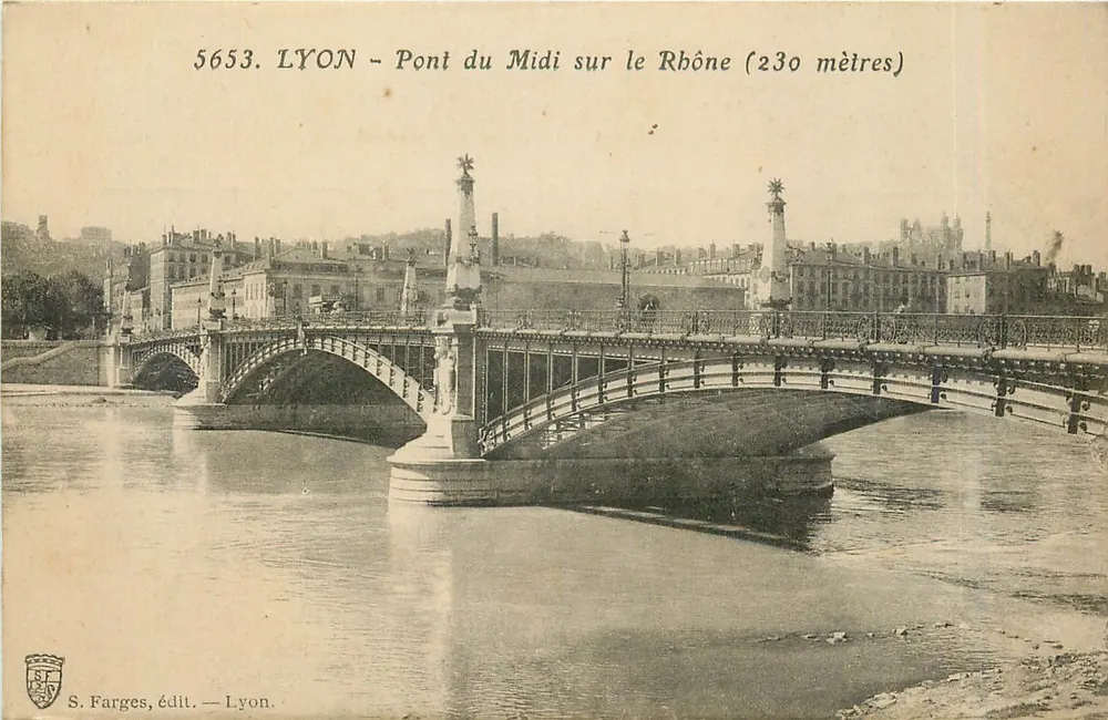 LYON - Ponte do Meio sobre o Rio Rhône (230 metros) — S. Farges, editor — Lyon, n° 5653 - Frente