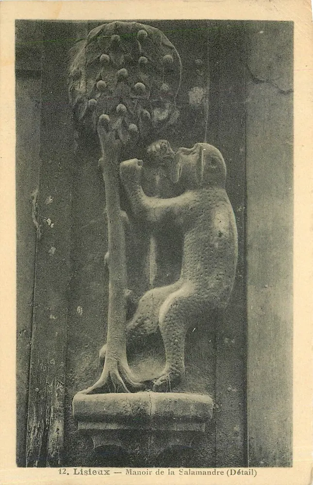 Manoir de la Salamandre — Detalhe de uma escultura de salamandra — Edição J. Raphael Lette - Frente