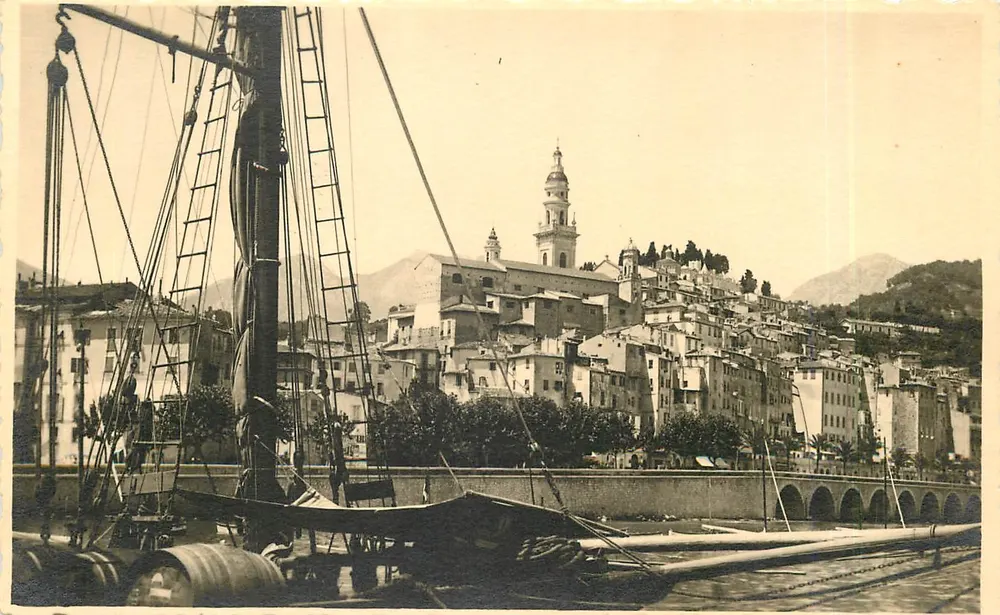 Vista do porto de Mônaco — editor Cote D'Azur, n°06 - Frente