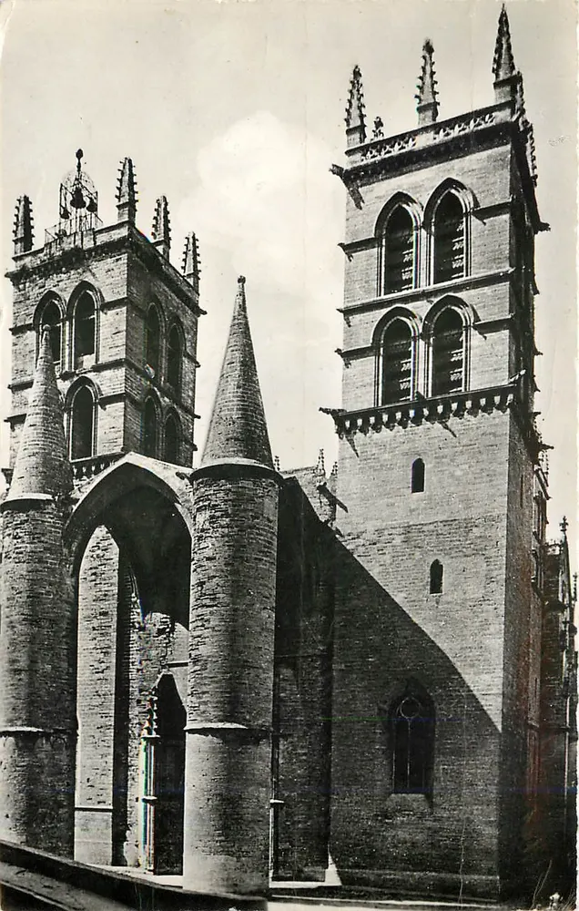 A Catedral — Montpellier — Edições n° 9001 - Frente