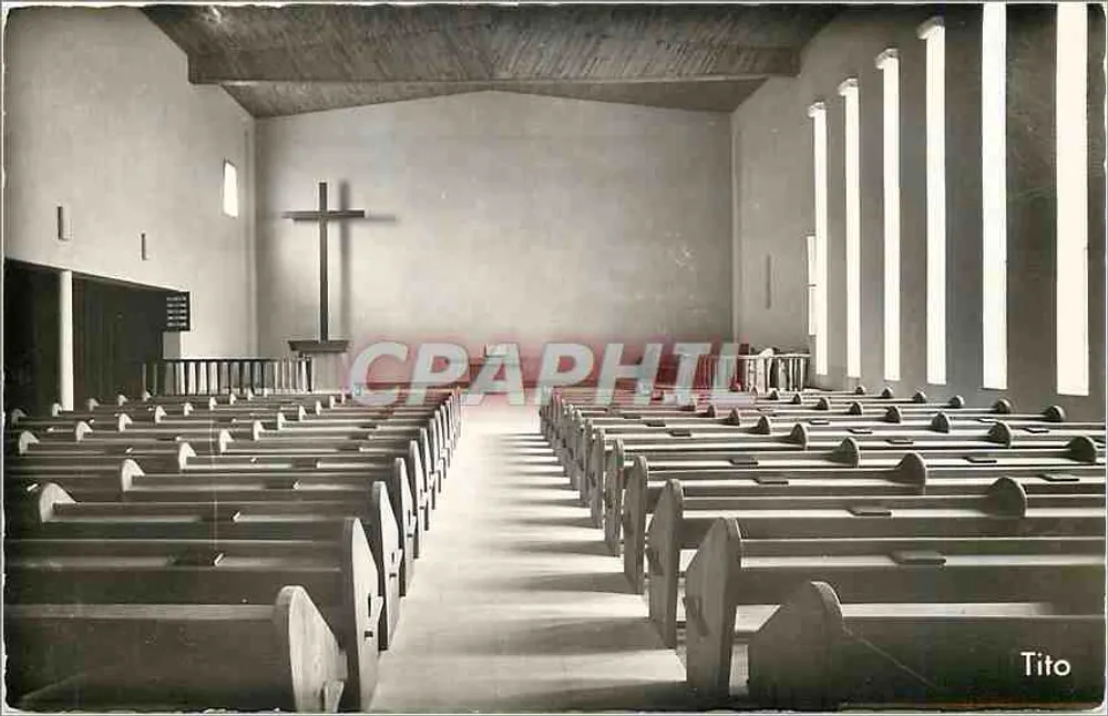 Innenansicht der reformierten Kirche in Royan — Royan, Charente-Maritime — Tito - Vorderseite