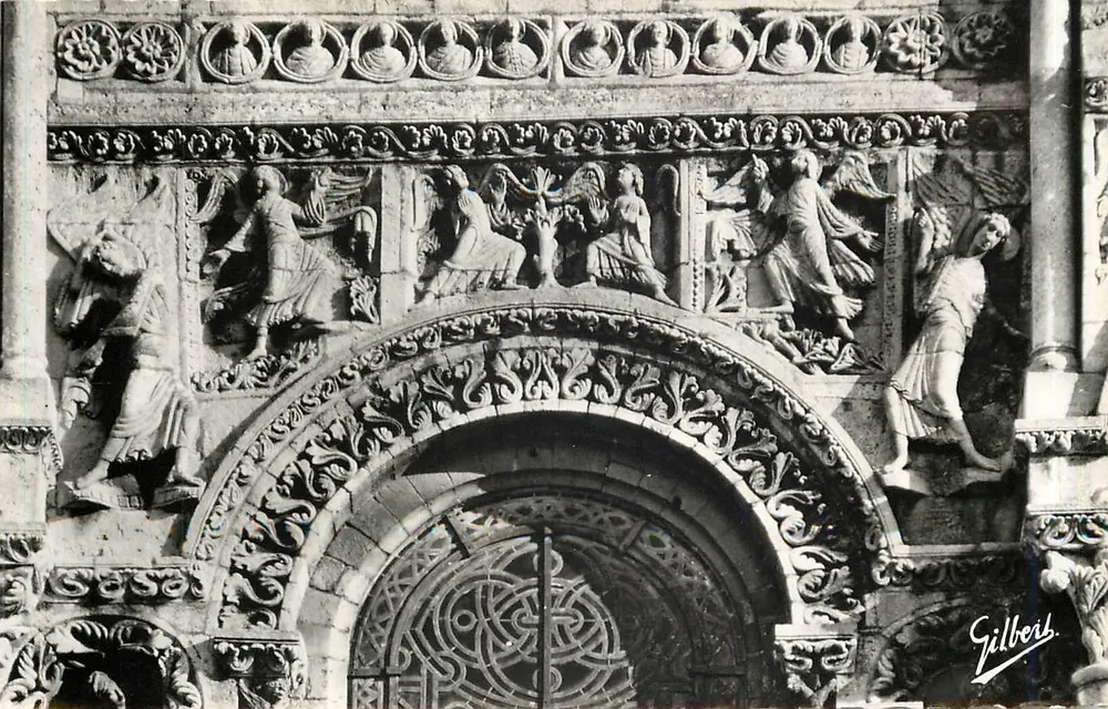 Angoulême — Catedral São Pedro — Detalhes da fachada : Os Bem-aventurados ao redor da Árvore da Vida — Éditions Charentaises d'Art A. GILBERT - Frente