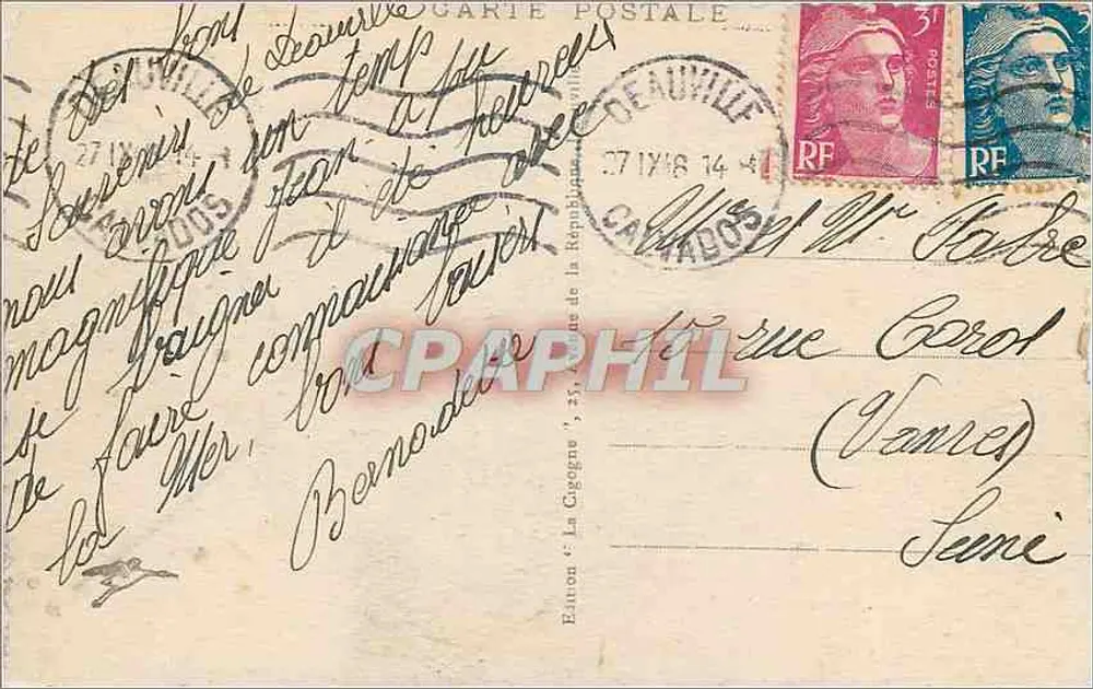 TROUVILLE, la Reine des Plages — La Plage — The Queen of Beaches — The Beach - Verso