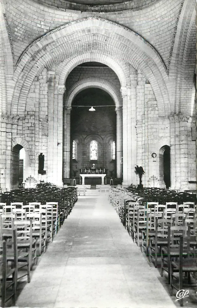 Saintes — De Navel van de Abdis van de Meiden — Réal-Photo, Parijs - Voorkant