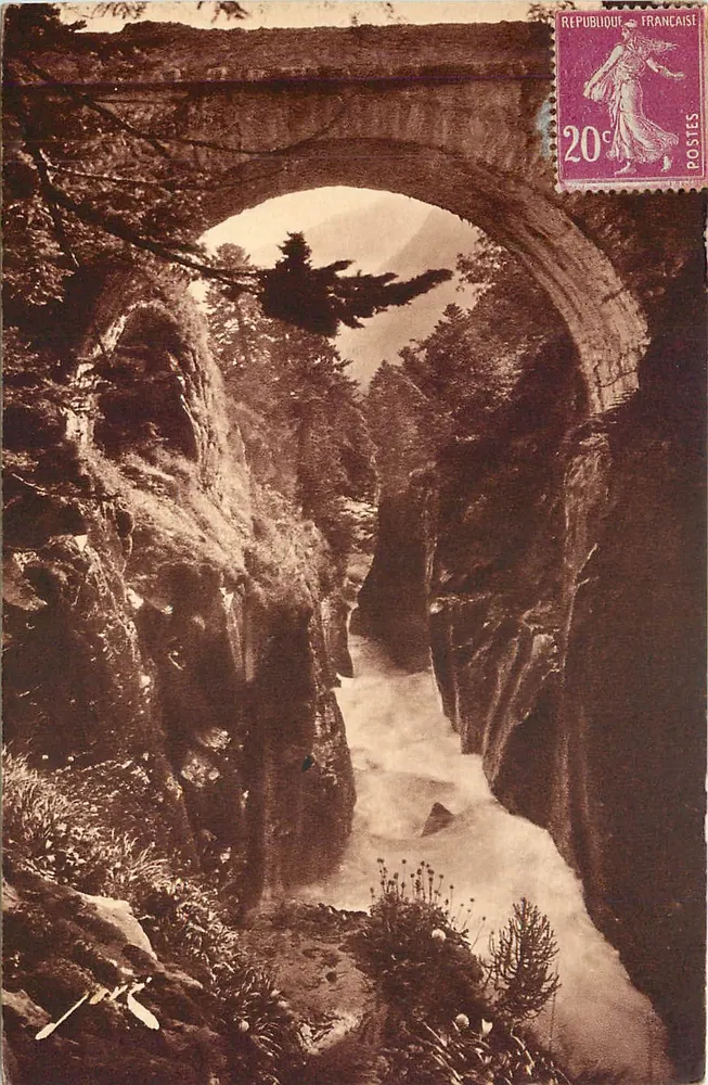 O Ponte da Espanha — Cauterets, Pirineus — Éditions Jové, Pau - Frente