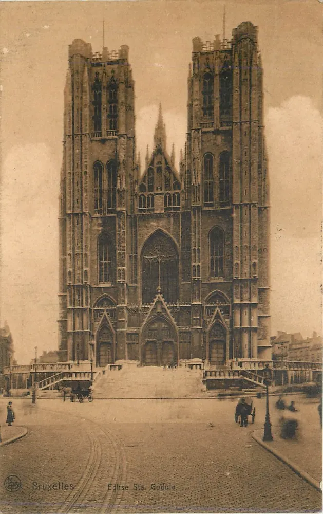 Bruxelas — Igreja de Santa Gudule — Nels, Bruxelas, Série No. 130 - Frente