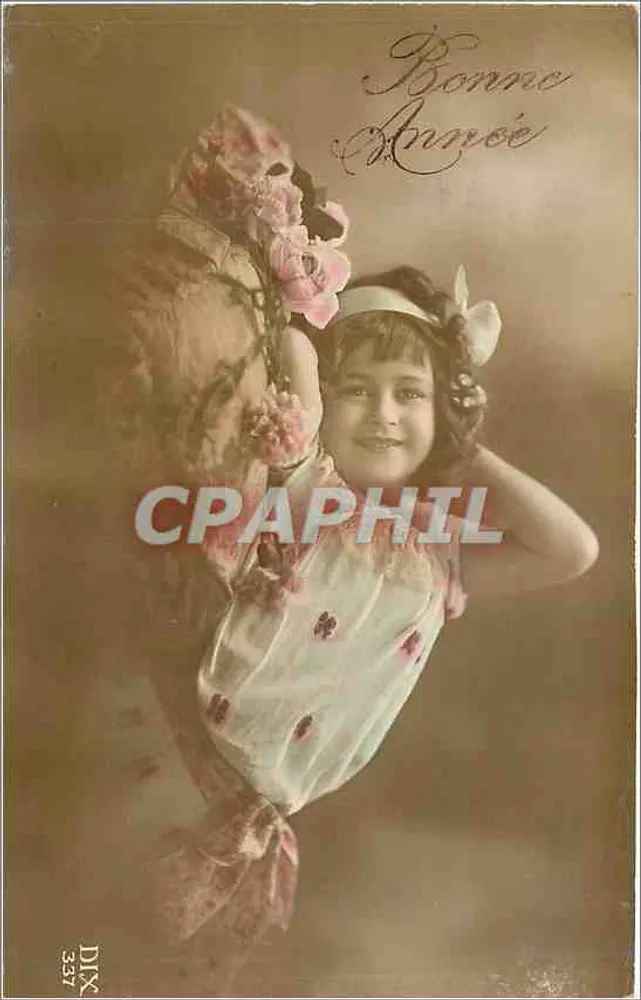 Menina sorridente com coroa de flores — Boas Festas — DIX 337 - Frente