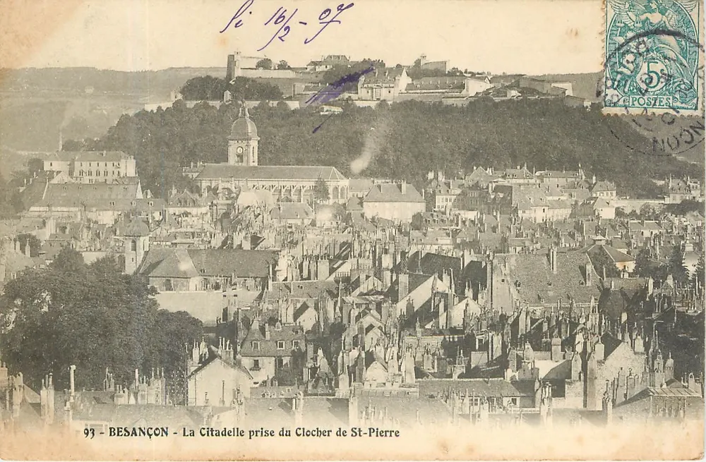 Besançon - La Citadelle prise du Clocher de St-Pierre — éditeur non visible, n° de série 93 - Recto