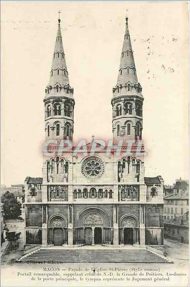 Macon — Fachada da Igreja de São Pedro (Estilo romano) — Charvet Macon - Frente