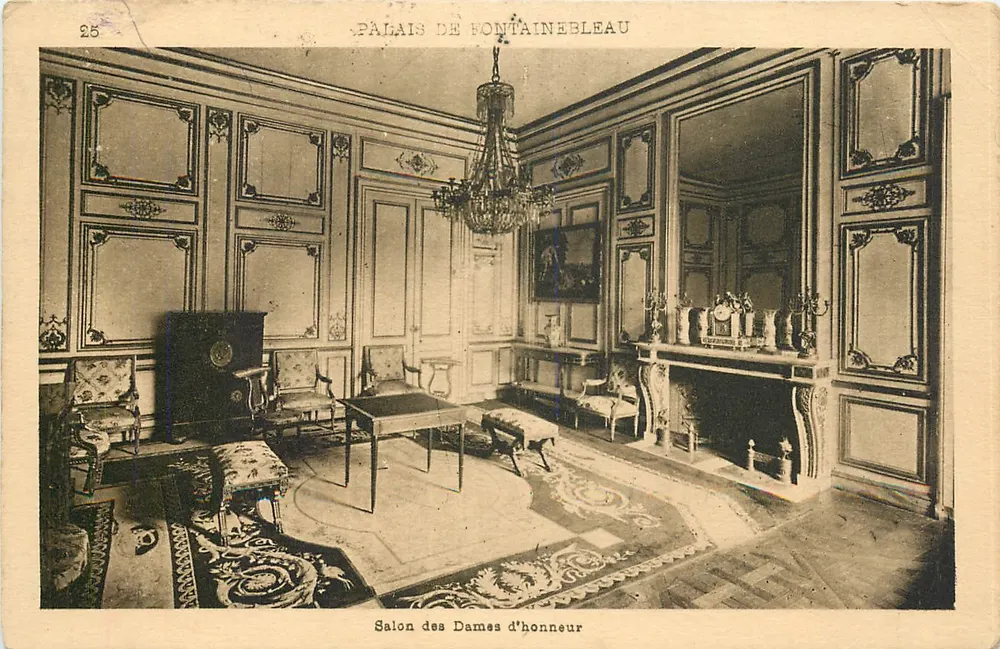 Palais de Fontainebleau — Salon des Dames d'honneur — E. Papeghin, Paris - Recto