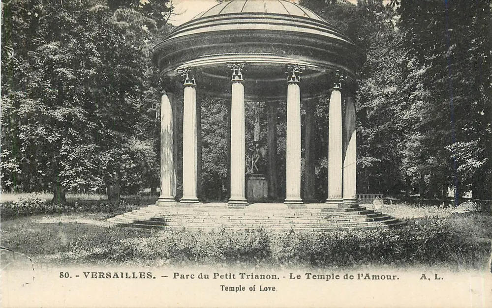 Versailles — Parc du Petit Trianon — Le Temple de l'Amour — A. L. - Recto
