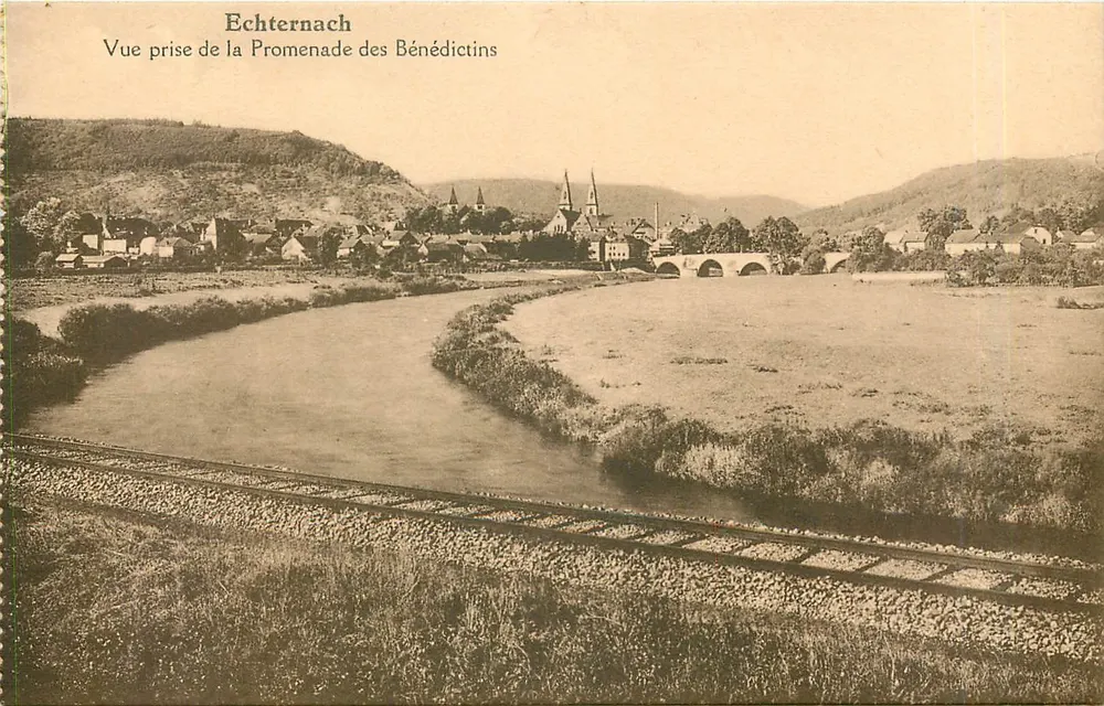 Echternach — Vista tomada desde la Promenade de los Benedictinos - Anverso