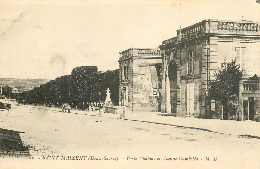 Saint-Maixent (Deux-Sèvres) — Porte Châlons und Avenue Gambetta — M. D. - Vorderseite