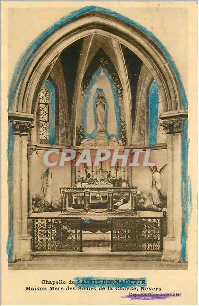 Kapelle von Sainte Bernadette — Mutterhaus der Schwestern der Caritas, Nevers - Vorderseite