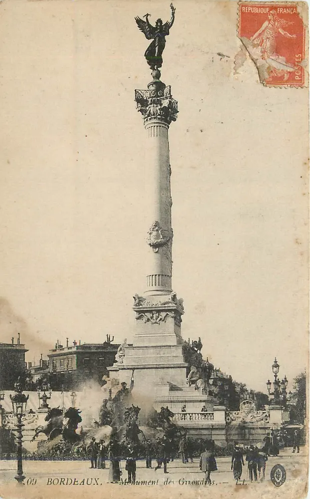 Bordeaux — Monumento dos Girondinos — Editor LL, n° 09 - Frente