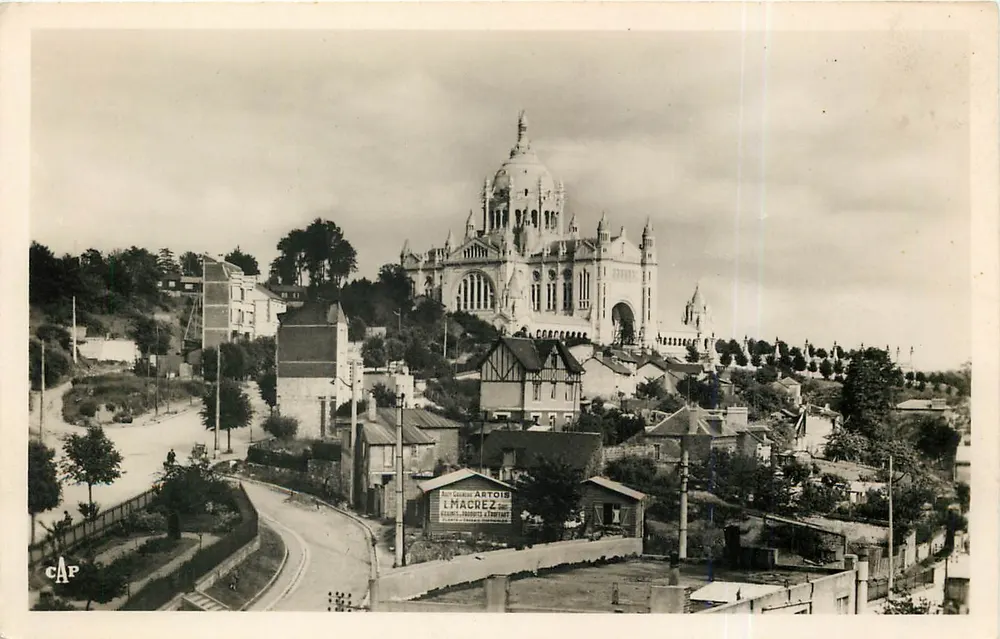 Lisieux — Vista para a Basílica — C.A.P. n°197 - Frente