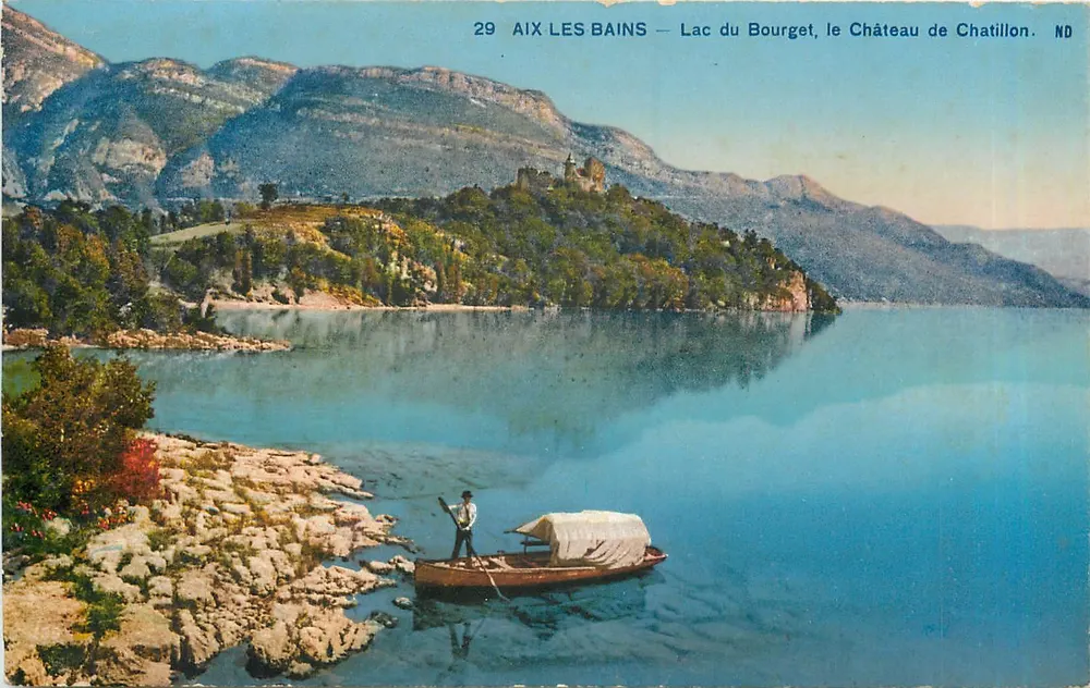 Aix-les-Bains — Lago do Bourget, o Castelo de Chatillon — ND - Frente