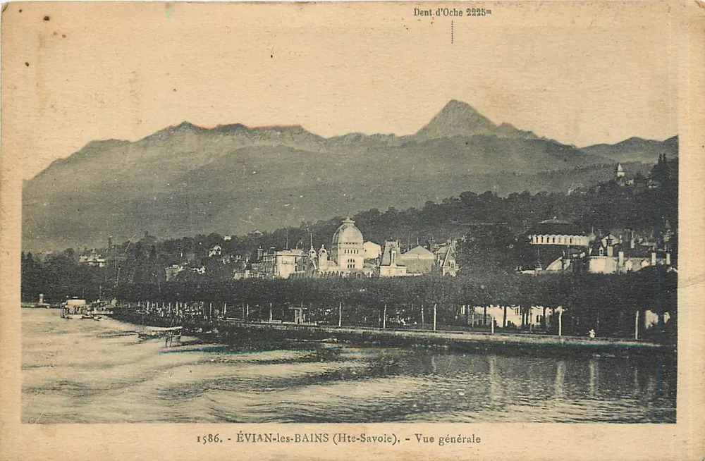 Évian-les-Bains (Haute-Savoie) — Allgemeiner Blick — Dent d'Oche 2225m — Nr. 1586 - Vorderseite