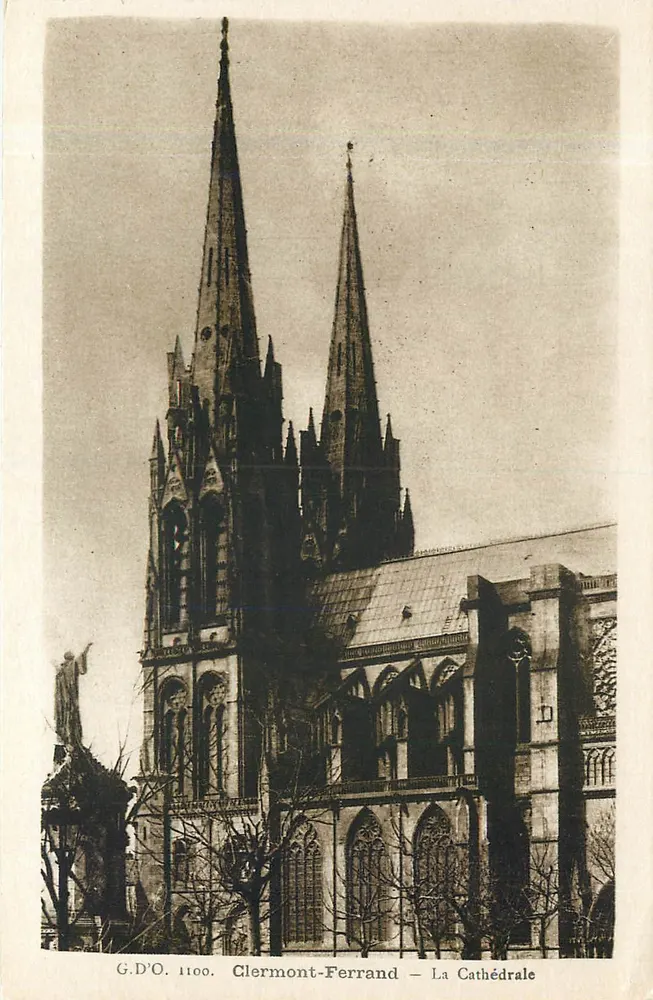Clermont-Ferrand — A Catedral — G.D'O. 1100 - Frente